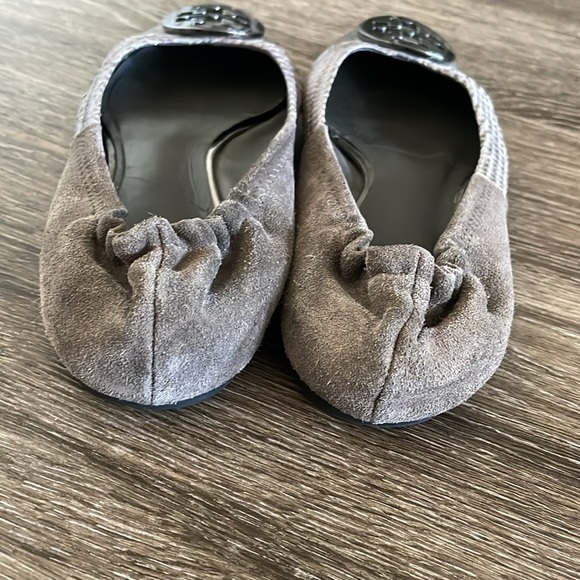 Tory Burch Snakeskin Ballet Flats Women’s‎ Size 7 Ballerina Leather Suede Gray - Picture 4 of 10